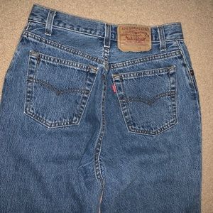 Levi’s Mom Jean